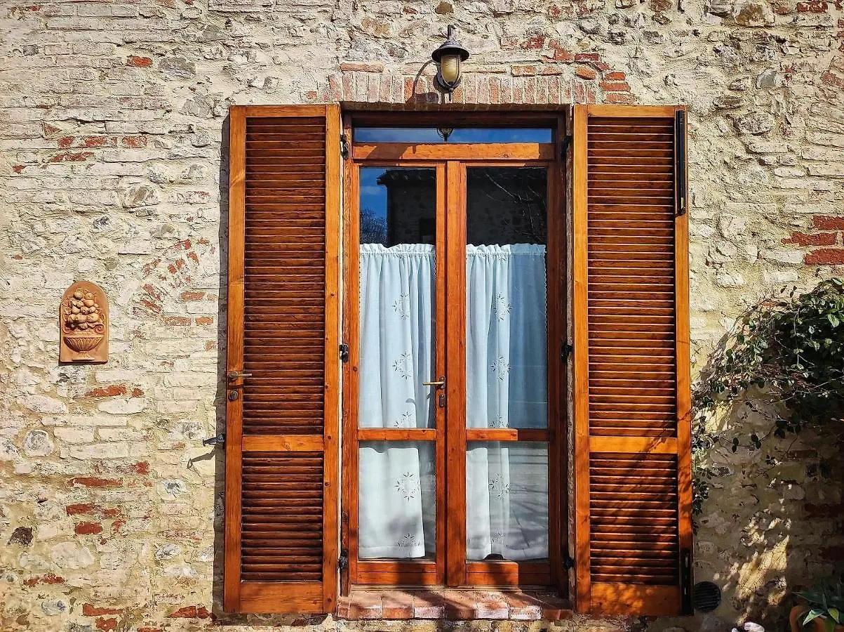 I Girasoli San Gimignano Apartments Italy